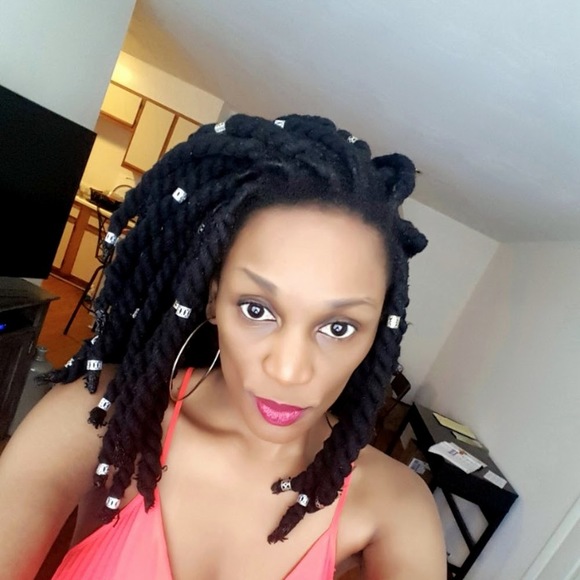 Meet your Posher, Shiela - Picture 1 of 1